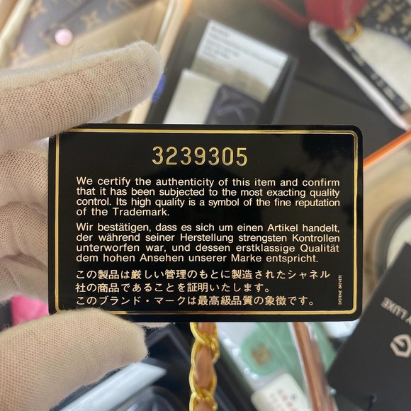 Extremely Rare Vintage Chanel Shoulder Bag with 24k gold plated hardware - Picture 13 of 14